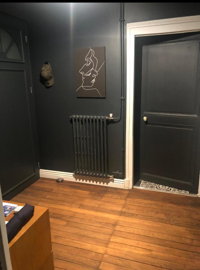 Appartement De Charme En Plein Coeur De Nevers Exterior foto